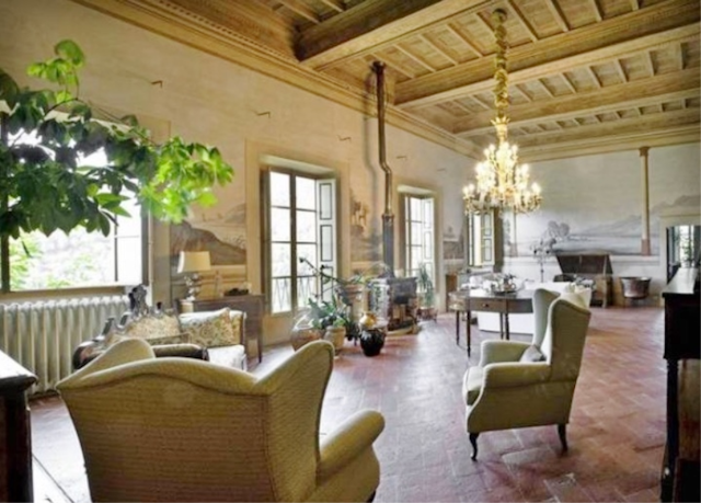 Historic Tuscan Villa. Ref L008